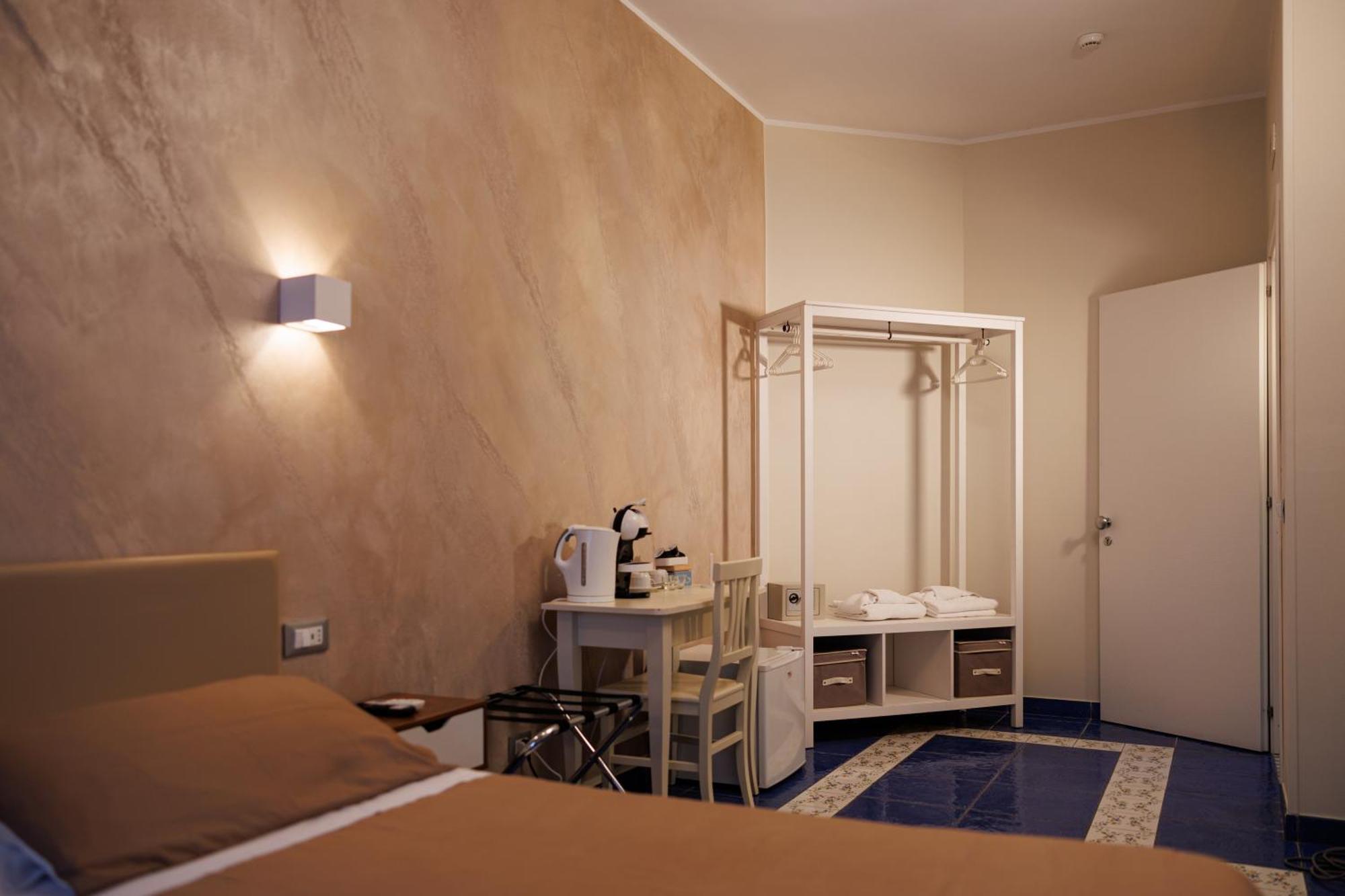 Bed and Breakfast The Reef à Sorrente Extérieur photo